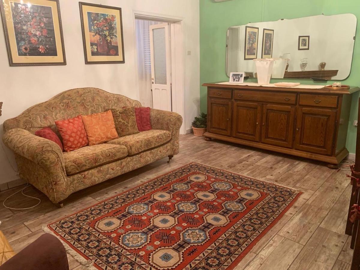Casa Caterina In Centro Apartment Sindia Екстериор снимка