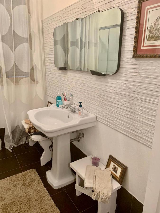 Casa Caterina In Centro Apartment Sindia Екстериор снимка