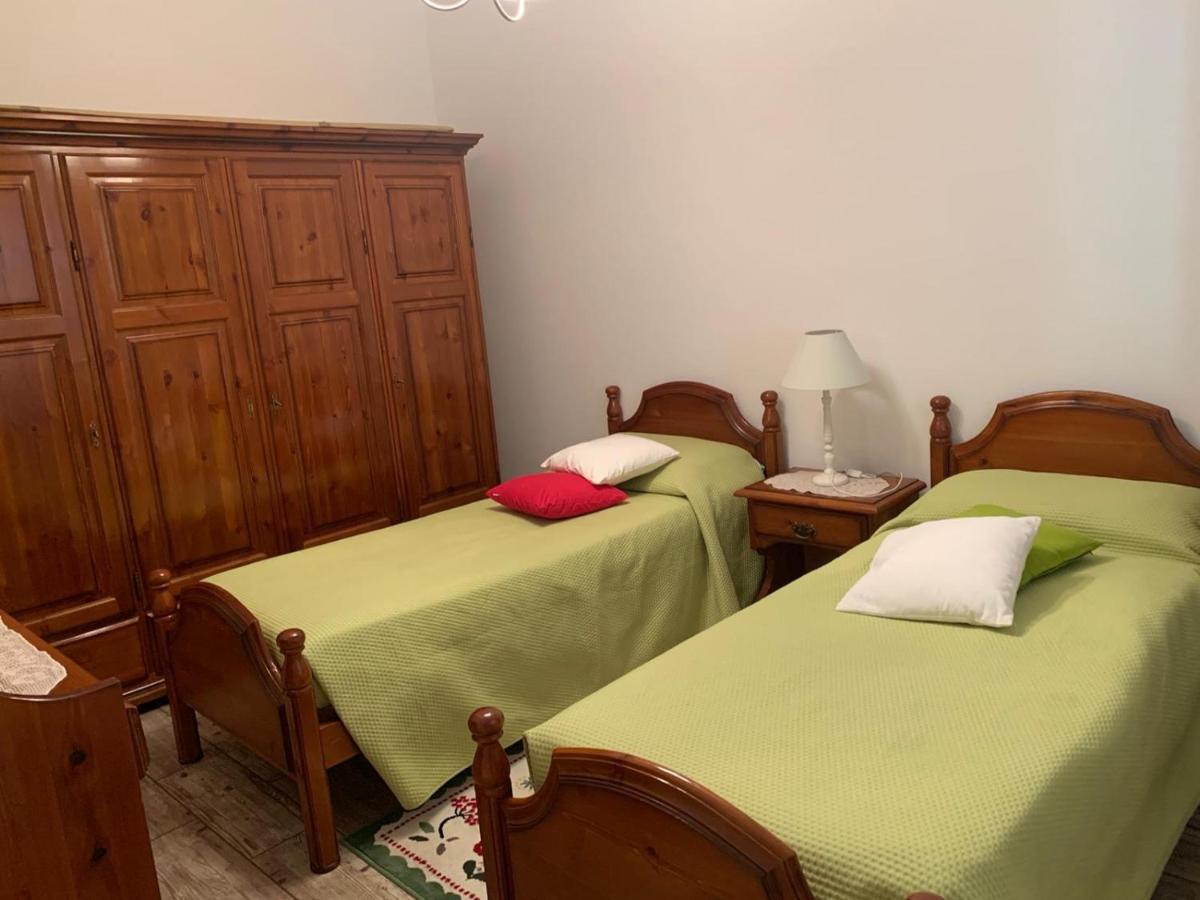 Casa Caterina In Centro Apartment Sindia Екстериор снимка