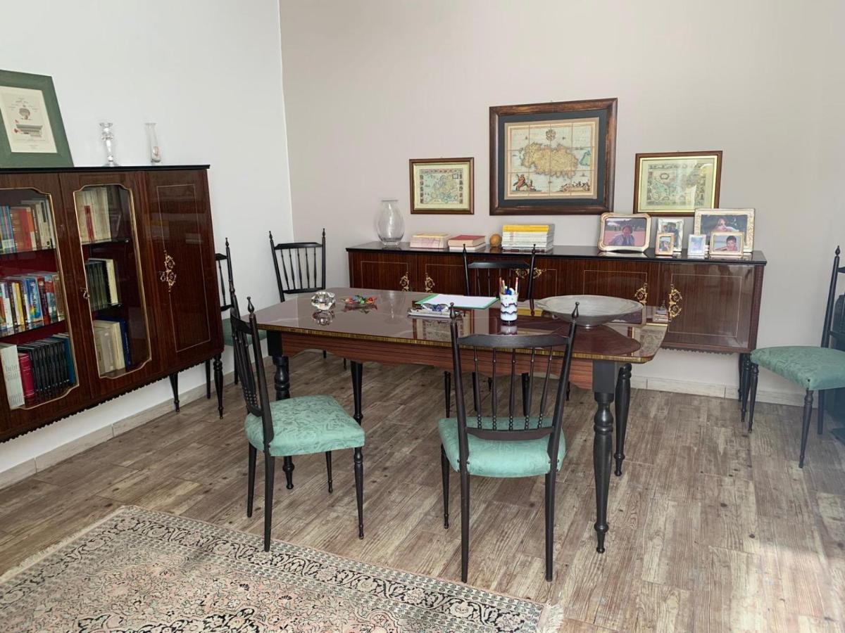 Casa Caterina In Centro Apartment Sindia Екстериор снимка