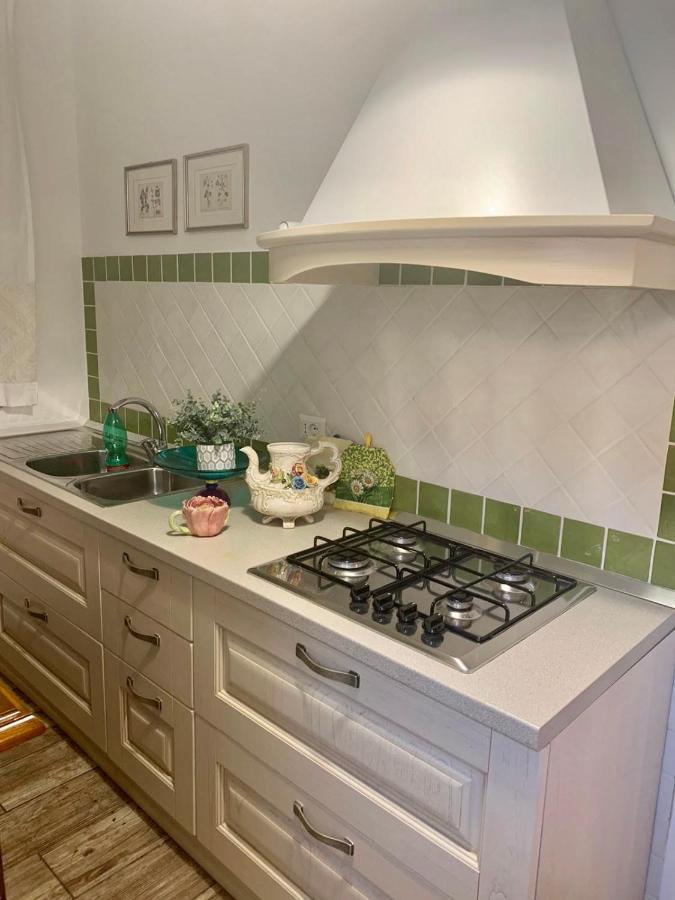 Casa Caterina In Centro Apartment Sindia Екстериор снимка