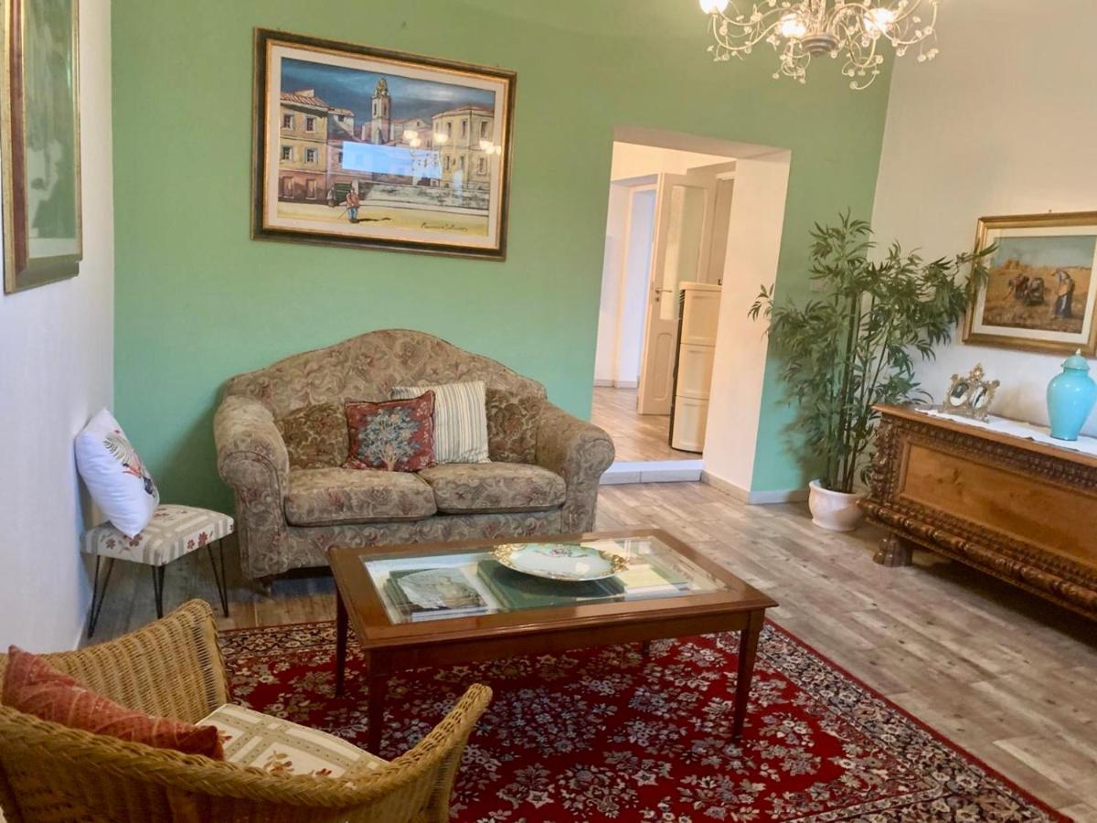 Casa Caterina In Centro Apartment Sindia Екстериор снимка